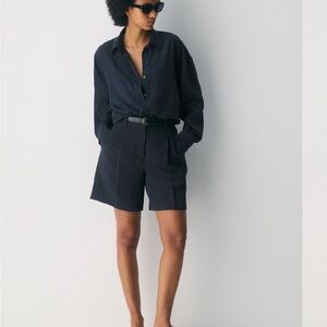 The effortless Short - Highwaist - Long Black Crepette